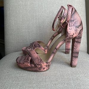 MICHAEL KORS DIVIA ANKLE STRAP EMBOSSED LEATHER PALE PINK